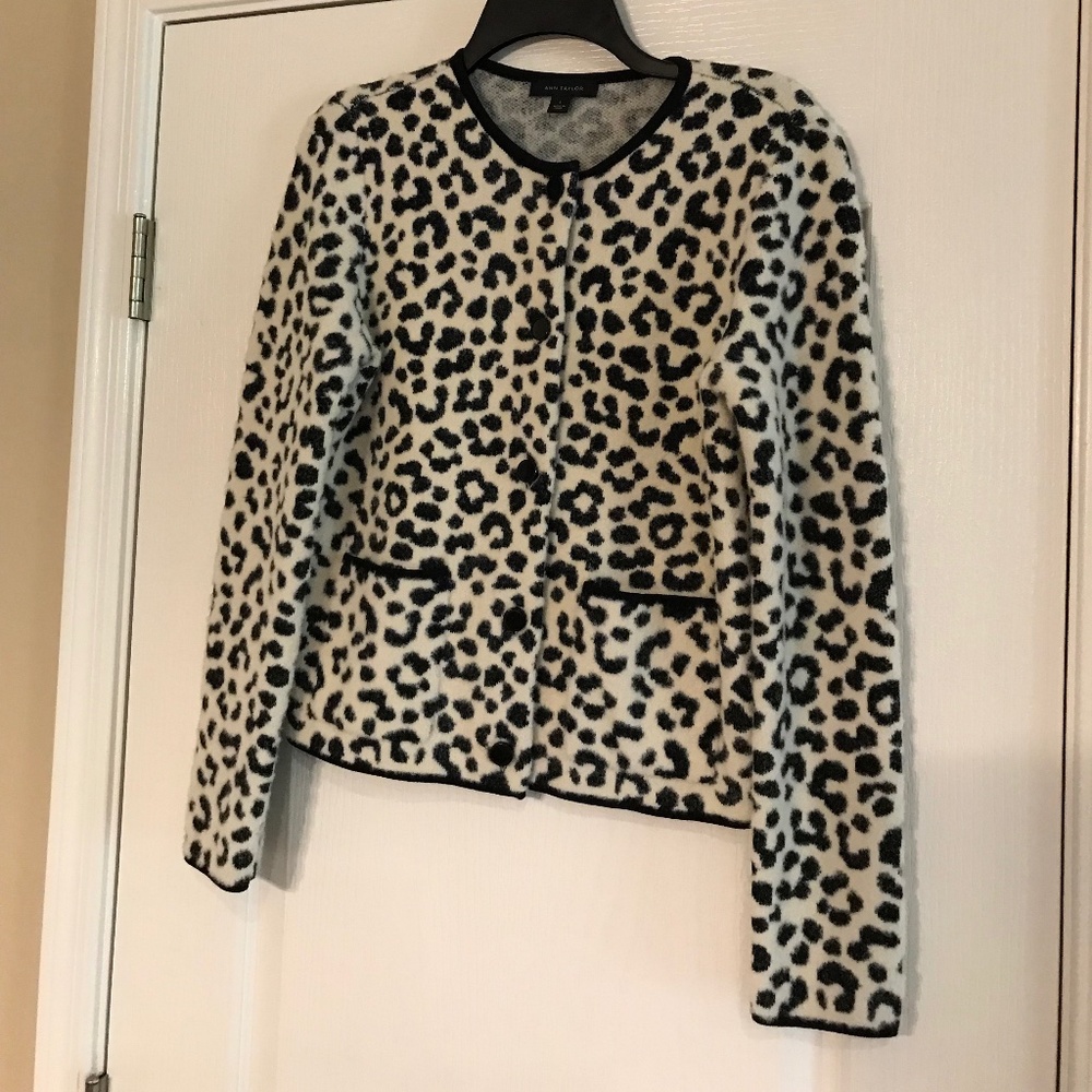 Ann Taylor, Small, Black and white, leopard print, short jacket